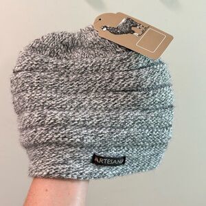 NWT Artesania Grey Alpaca‎ Blend Ponytail Beanie Hat